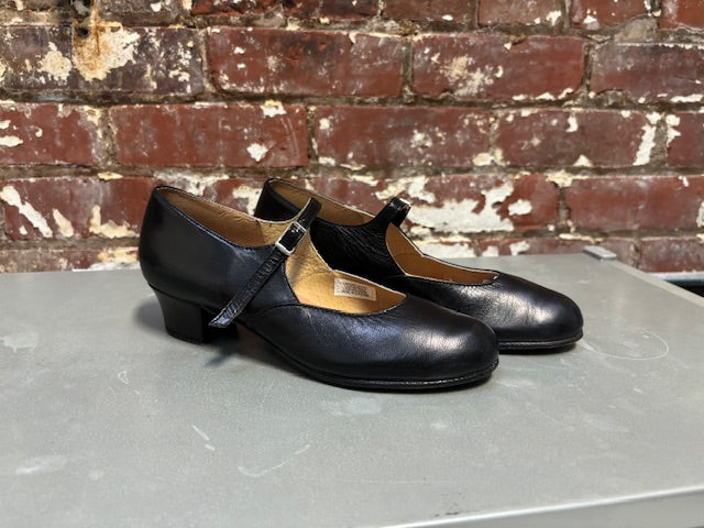 Second Hand Curtain Call Character Shoes-BLOCH