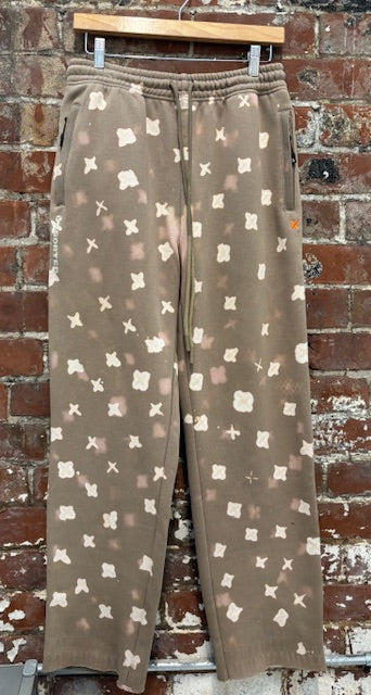 Unsorted  X  - 1 of 1 Sweatpants